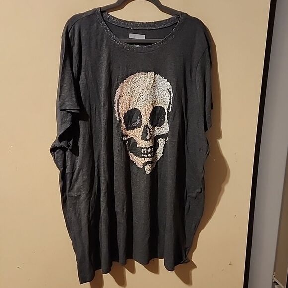 Torrid slub jersey size 5 SKULL 💀 ☠️ 😳 - Picture 1 of 3